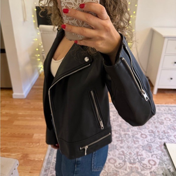 Zara Oversized Black Leather Jacket - Picture 3 of 12
